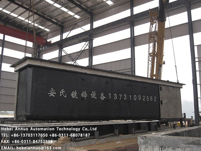 What are the characteristics of the structure design of zinc bath? How about using it?